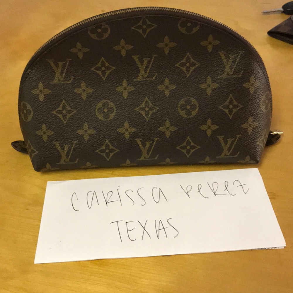 Louis Vuitton Ronde Gm Cosmetic Pouch